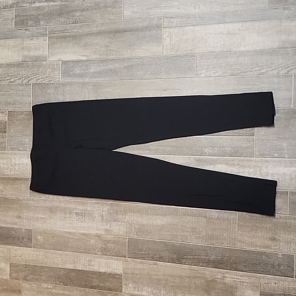 Perfect Leggings brand destruction style black leggings - Picture 7 of 10